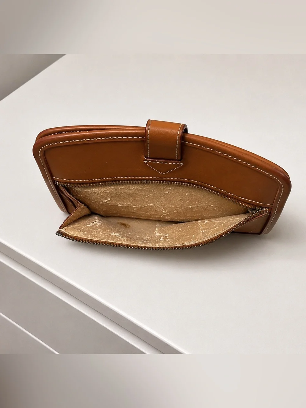 Authentic vintage Dooney & Bourke bifold continental checkbook wallet.